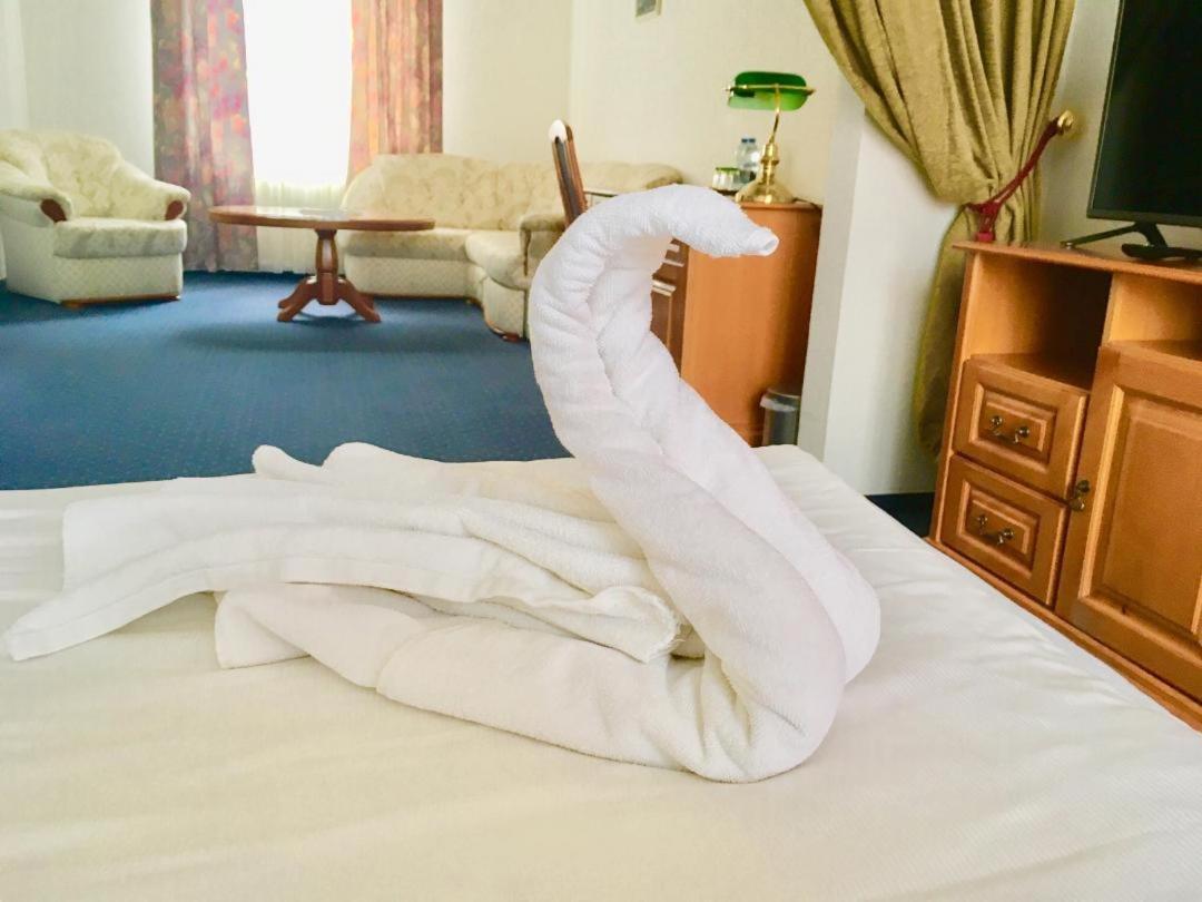 Hotel Wesselenyi ジュール エクステリア 写真